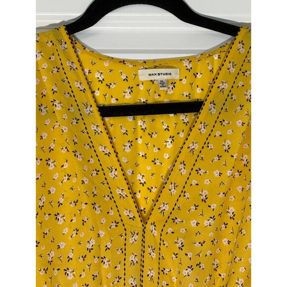 Max Studio Yellow Belted Floral Dress - Picture 3 of 4